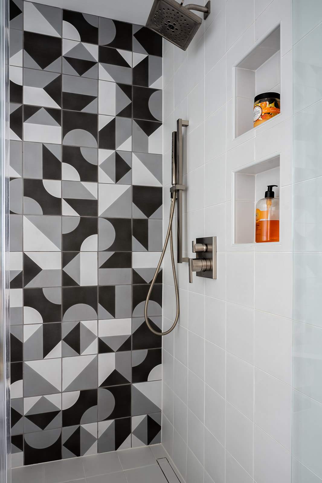 Cost to Re-tile a Shower in South Bend, Indiana