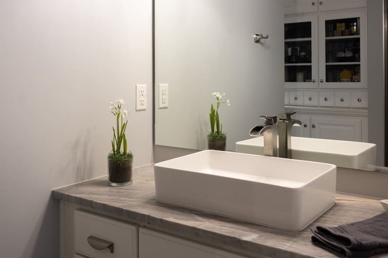 Project Spotlight - Calm & Neutral Owner's Suite Bathroom