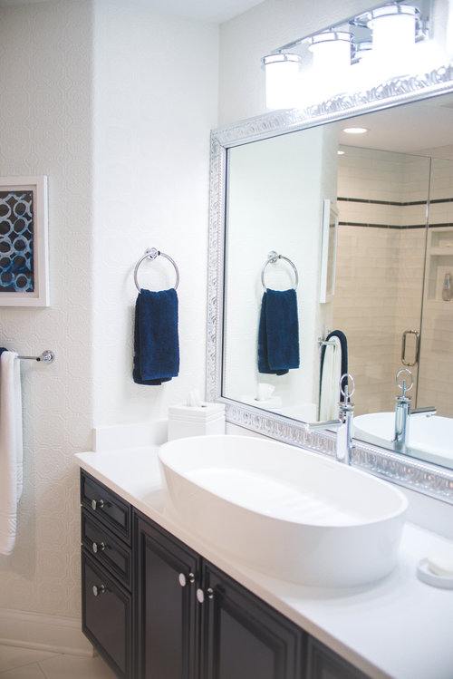 Ridge Stone Guest Bathroom